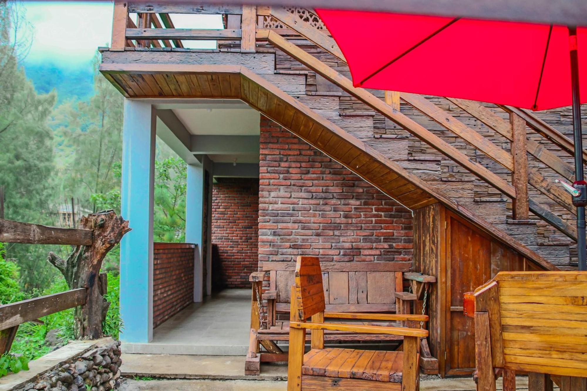 Omah Kayu Bromo Villa Ngadisari Ngoại thất bức ảnh
