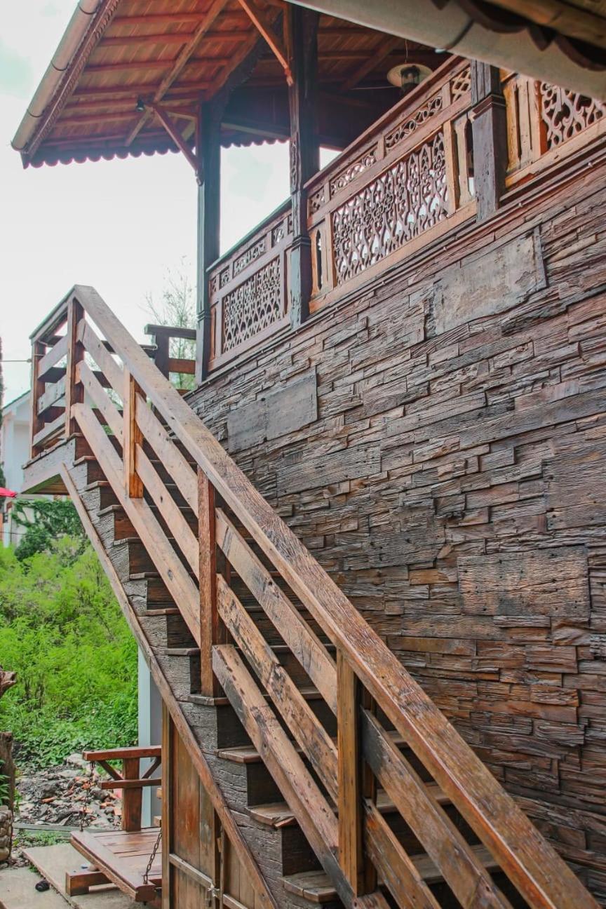 Omah Kayu Bromo Villa Ngadisari Ngoại thất bức ảnh